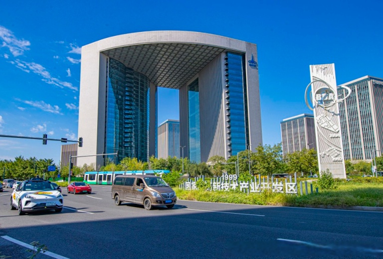 北京亦莊發(fā)布智慧城市十大創(chuàng)新成果，引領(lǐng)數(shù)字北京技術(shù)開(kāi)發(fā)新浪潮